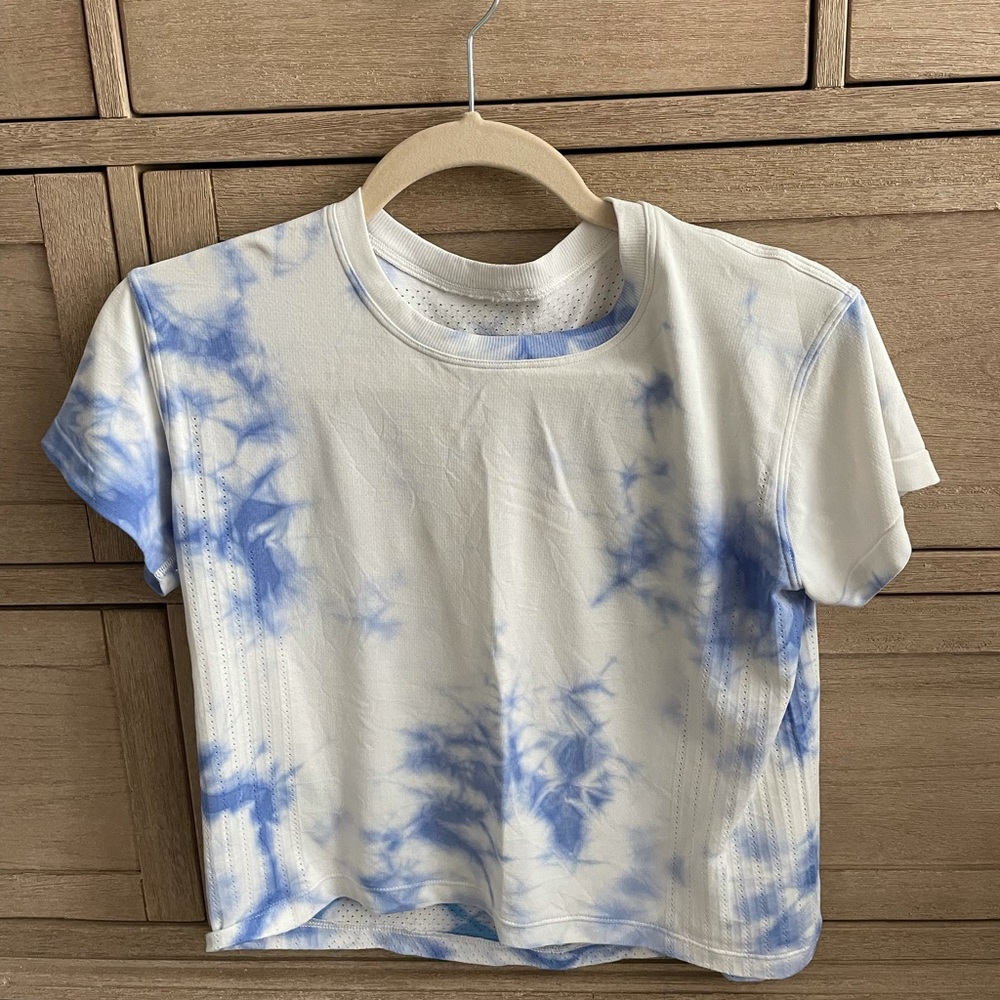 Lululemon Train To Be Short Sleeve